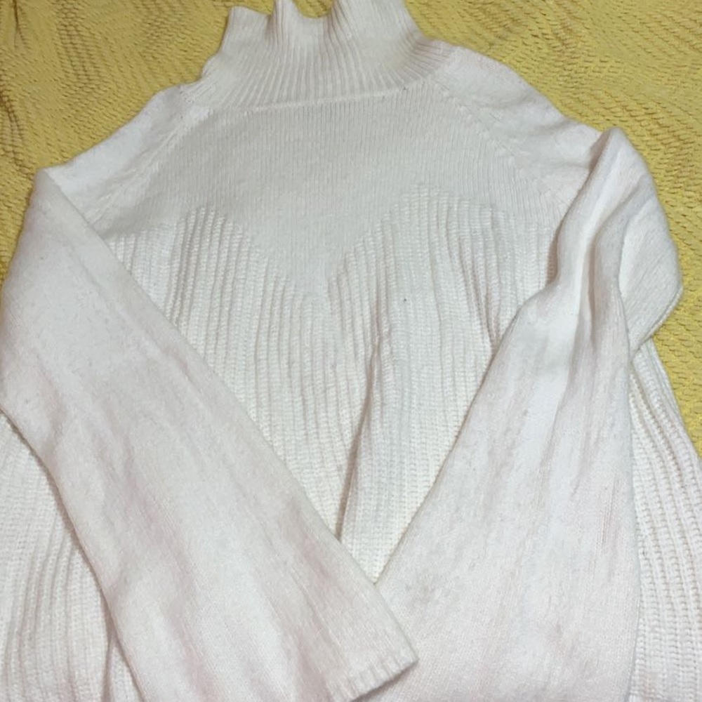 Turtle neck sweater